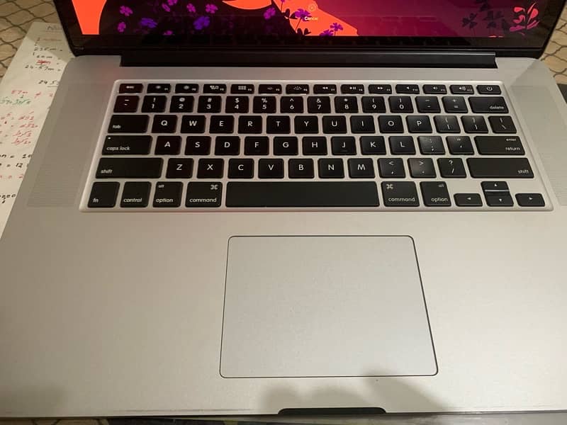 MacBook Pro (Retina, 15-inch, Mid 2015) 1