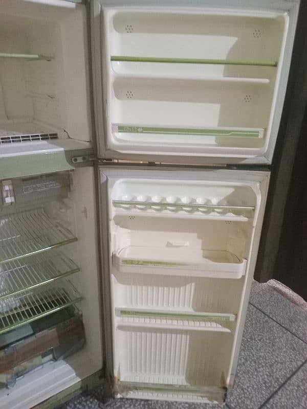 National Fridge Urgent sale. 5