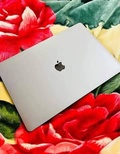 2k25 offer MacBook pro 2019