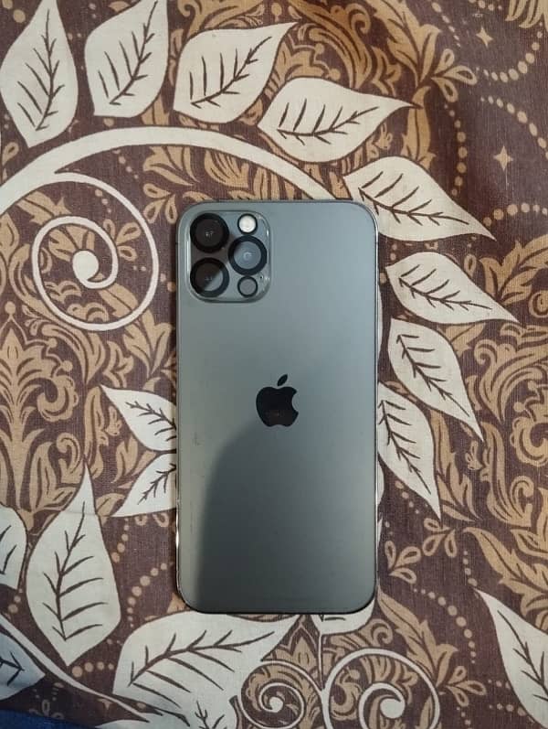 iPhone 12 pro 0