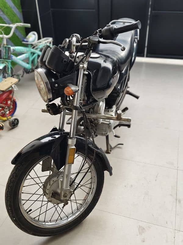 Yamaha YB 125Z 2019 9