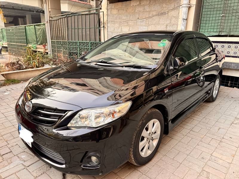 Toyota Corolla Altis 2013 1