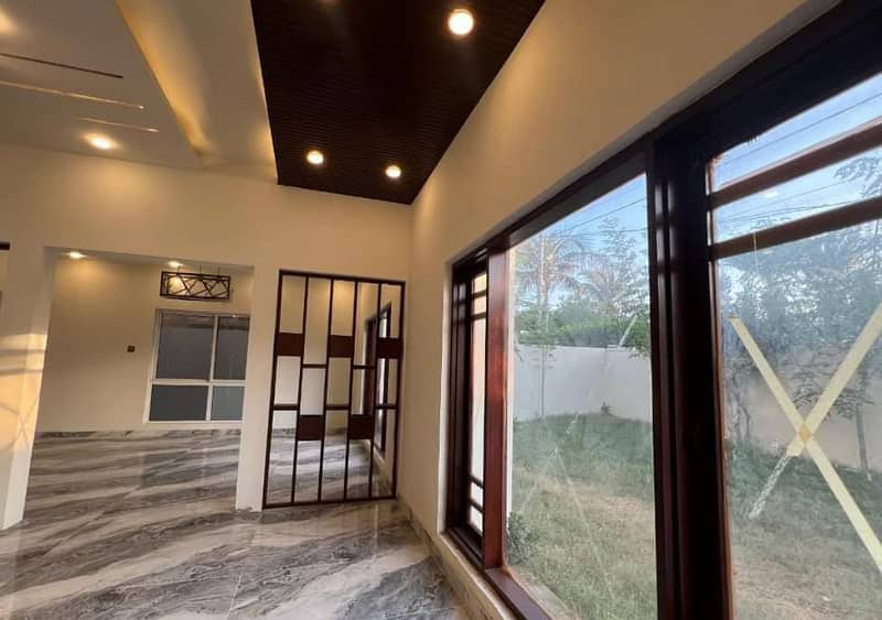 500 YARDS NEWLY RE-BUILT BUNGALOW FOR SALE MODERN ELEVATION DHA PHASE 5 KHY- BADAR 2