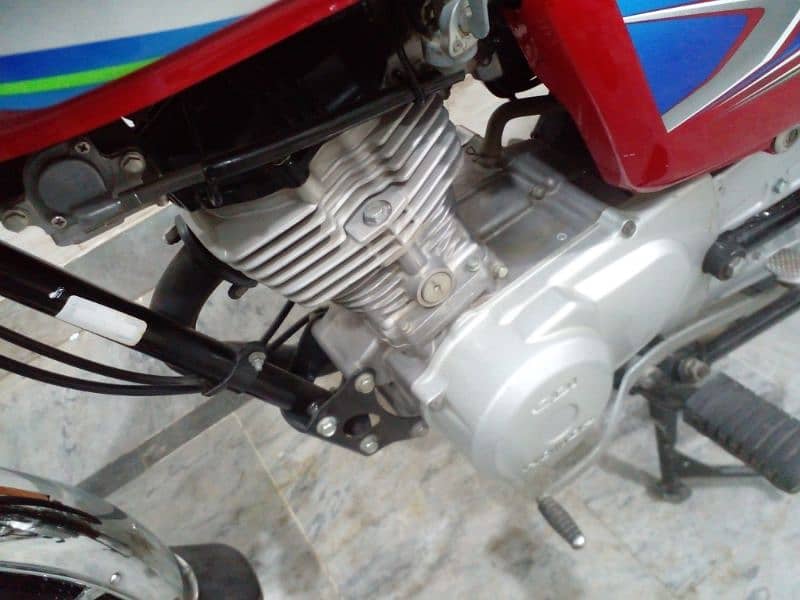 Honda 125 original condition 22 model original and complete documents 8