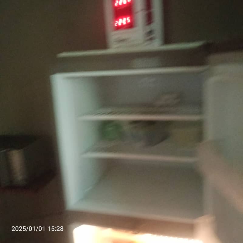 PEL Refrigerator 0