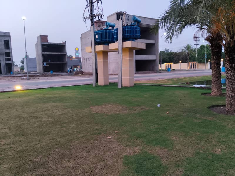 8 Kanal Prime Commercial Plot for Rent at Koh-i-Noor, Faisalabad 3