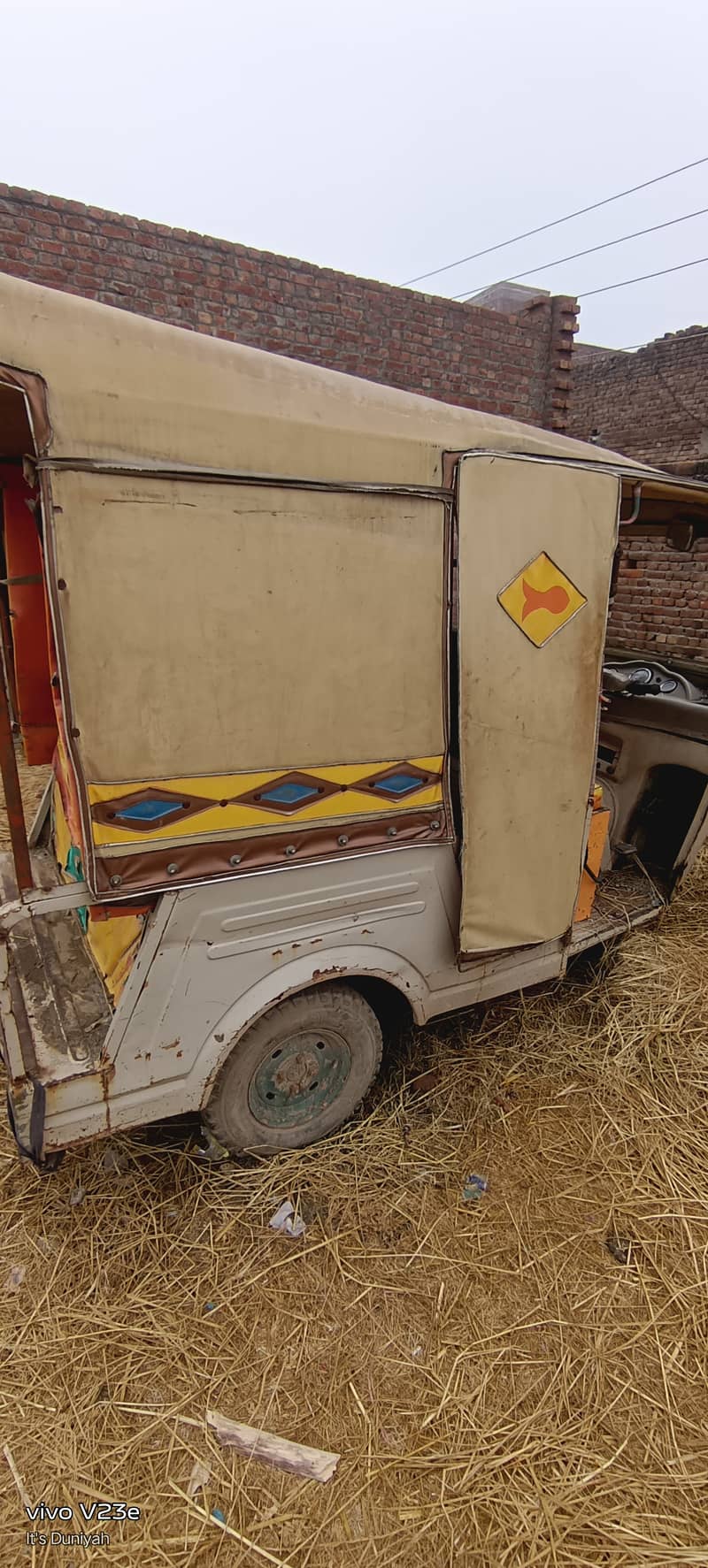 CNG rickshaw 1