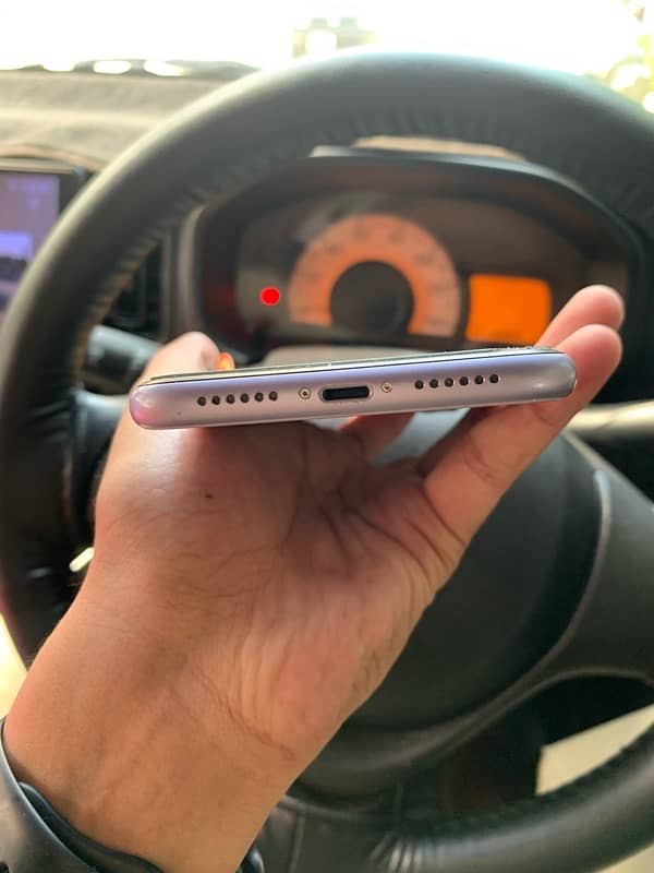 iPhone 11 64 gb 5