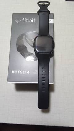 Fitbit Versa 4