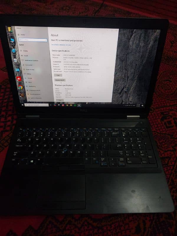 Dell Lattitude E5570 Core i7 6th Generation 1