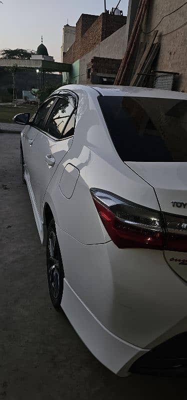 Toyota Corolla Altis 2019 3