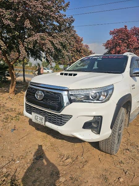 Toyota Hilux 2017 4