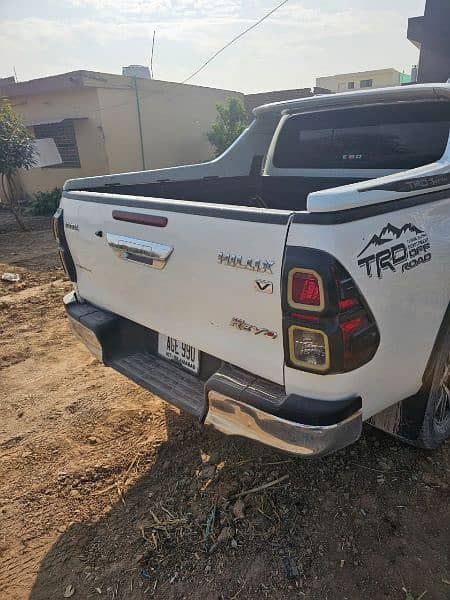 Toyota Hilux 2017 10