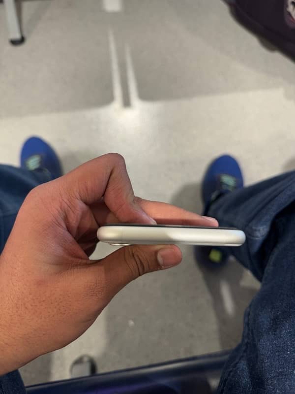 iPhone 11 Pta Approved 2