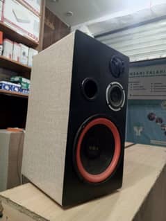 2 speaker with pinear amplifier