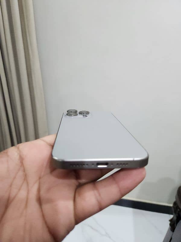 i phone 15 pro max 256 gb Natural Titanium Non PTA JV 3