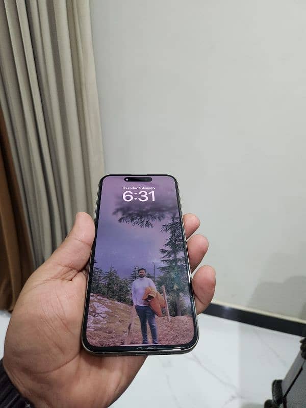 i phone 15 pro max 256 gb Natural Titanium Non PTA JV 5