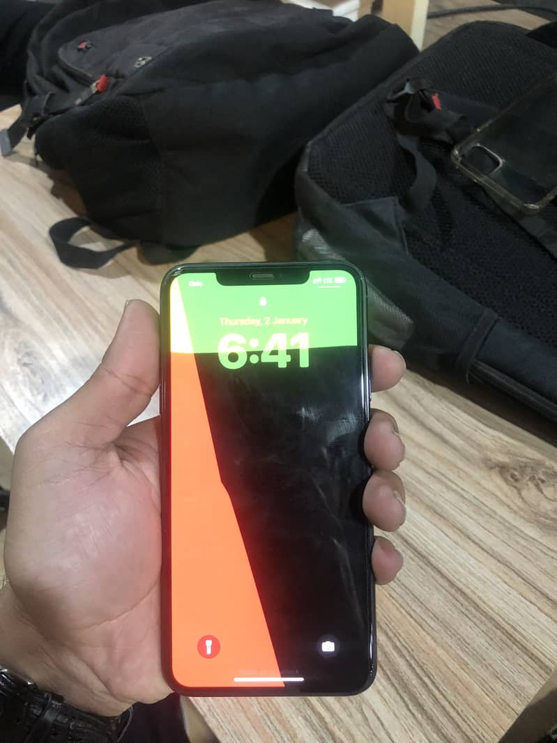 Apple iPhone 11 Pro Max 0