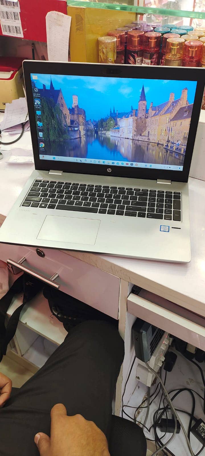 HP pro book 650 g4 4