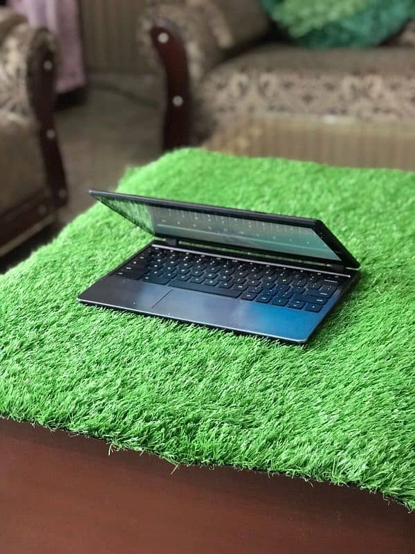 Acer c740 Intel Celeron 5th generation 4gb ram 128ssd laptop for sale 2