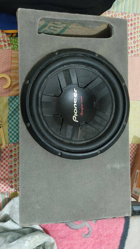 pioneer woofer condition 9/10 1