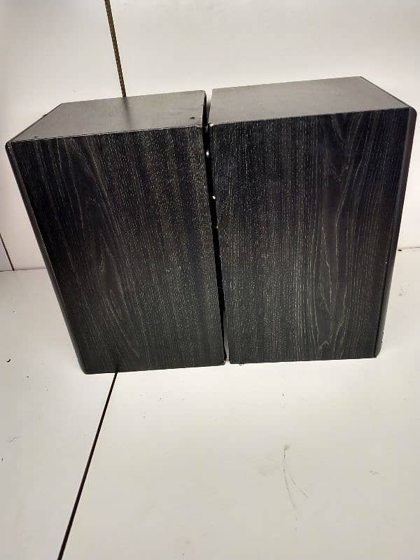 JPW bookshelf speakers like Klipsch Bose 1