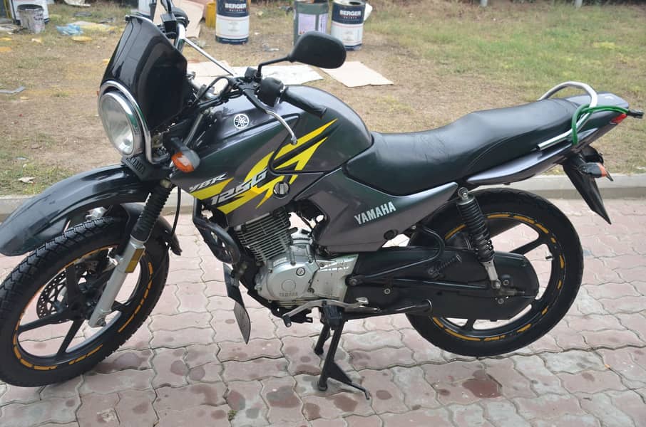 Yamaha YBR 125G 2021 4