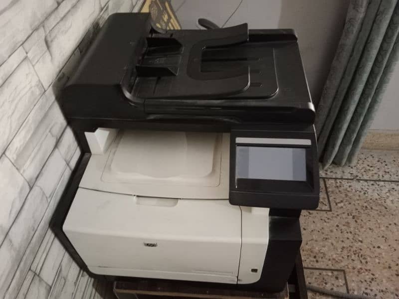 hp Laser Jet Pro Coloured Printer. 0