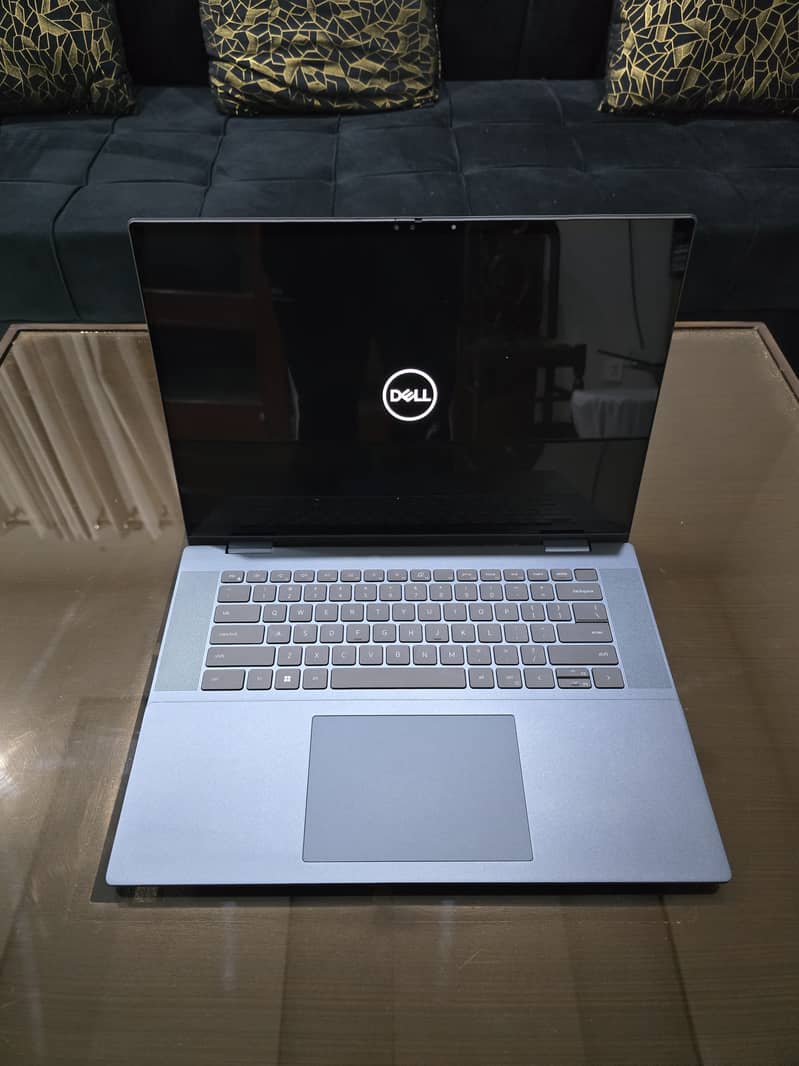 Dell Laptop  Inspiron 7630 touch 4k OLED i7 13th Gen MX 550 2Gb 1TB 0