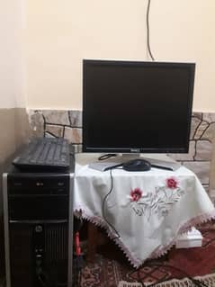 Complete AMD A4 Setup: 4GB RAM, 500GB HDD, Monitor, Keyboard & Mouse
                                title=