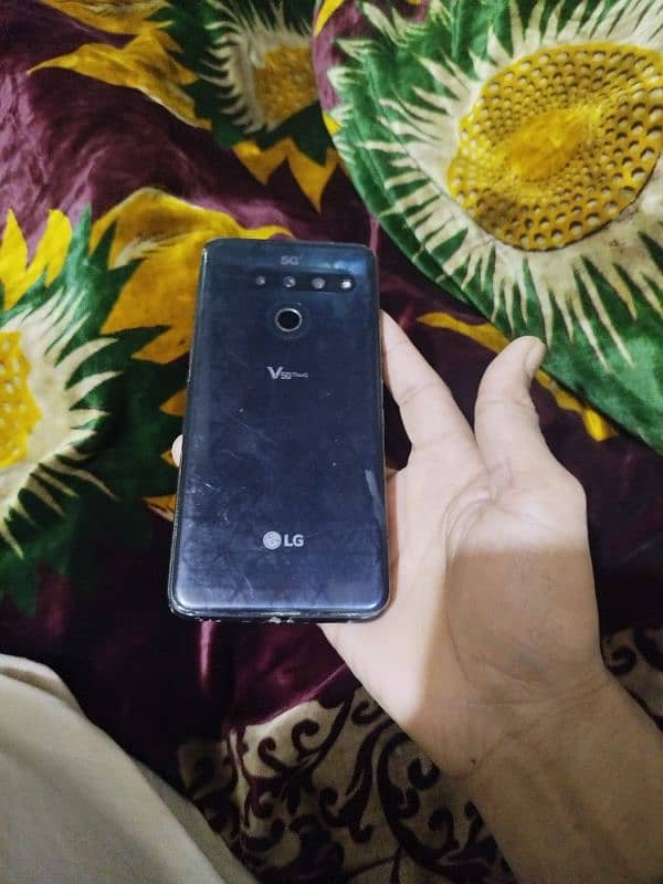 LG v50 thinq panal 1