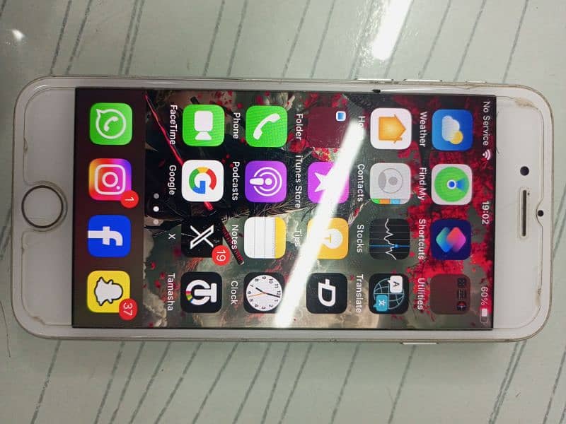 Iphone 7 32gb non pta only battery changed good condition 2