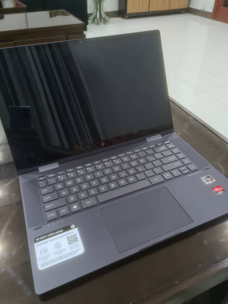 HP Laptop  ENVY 15-2in1 touch screen Ryzen 5 Brandnew Long battery 7