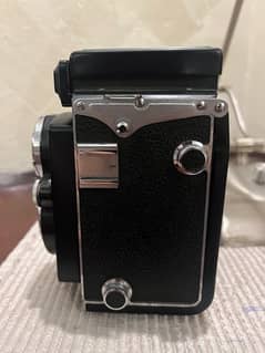 Yashica D