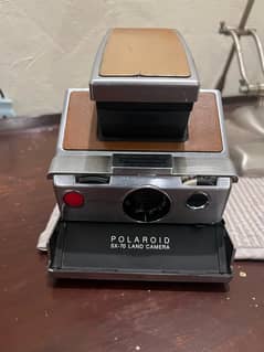 Poloroid camera