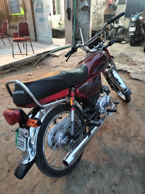 Honda CD 70 3