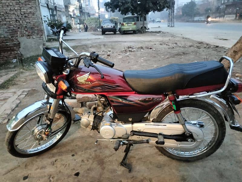 Honda CD 70 4