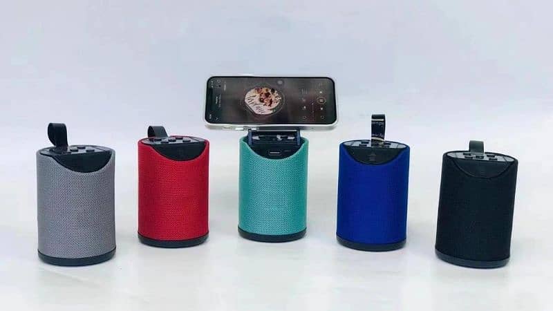 speaker with mobile stand 1