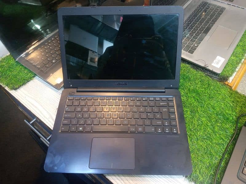 Asus Intel Pentium N3540 2/32+250 1