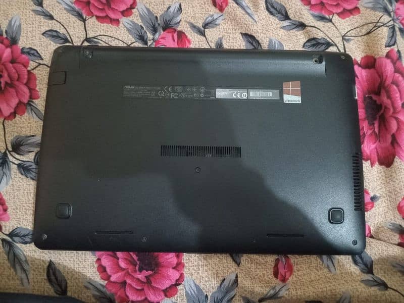 Assu Laptop 1