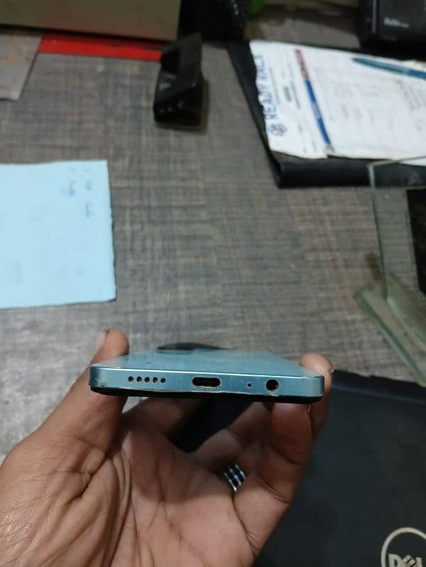 vivo y27 6 BY 128 FOR SALE 1