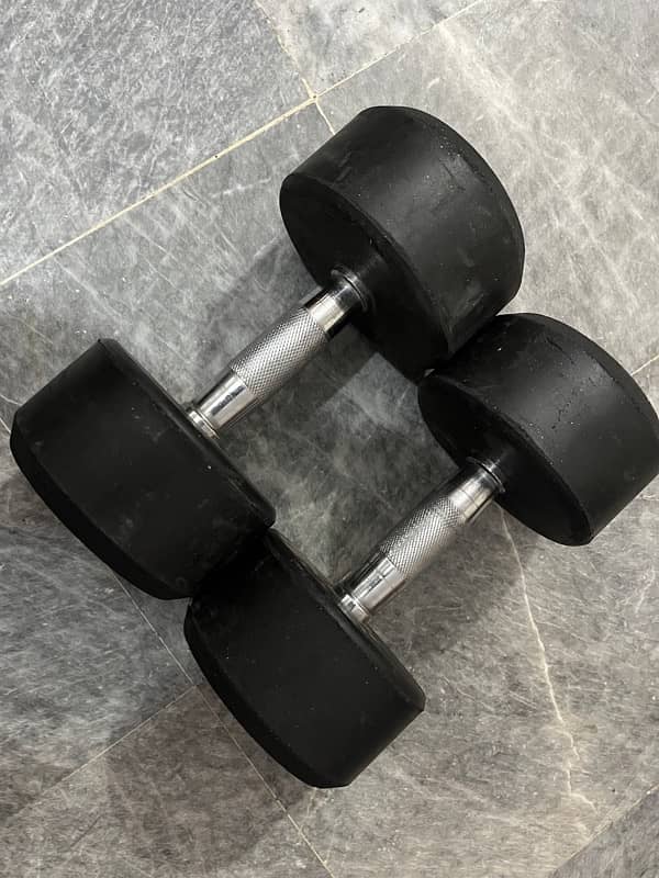 8 kg dumbbells 1