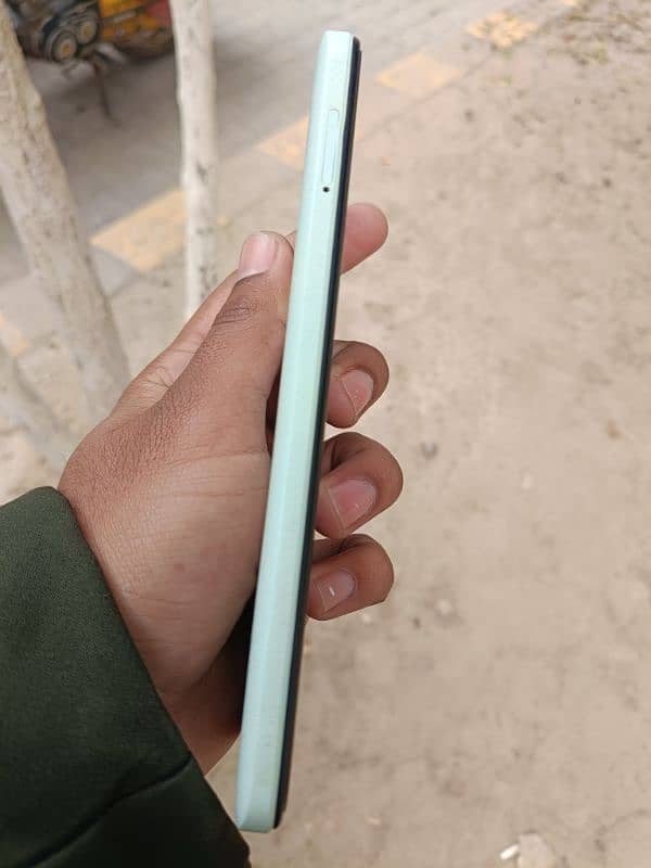 Redmi A2+ 2