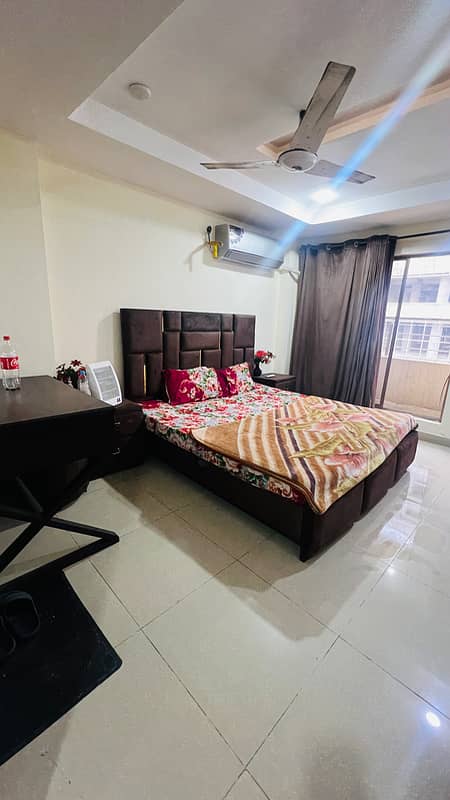 One bedroom luxury apartment for rent 12