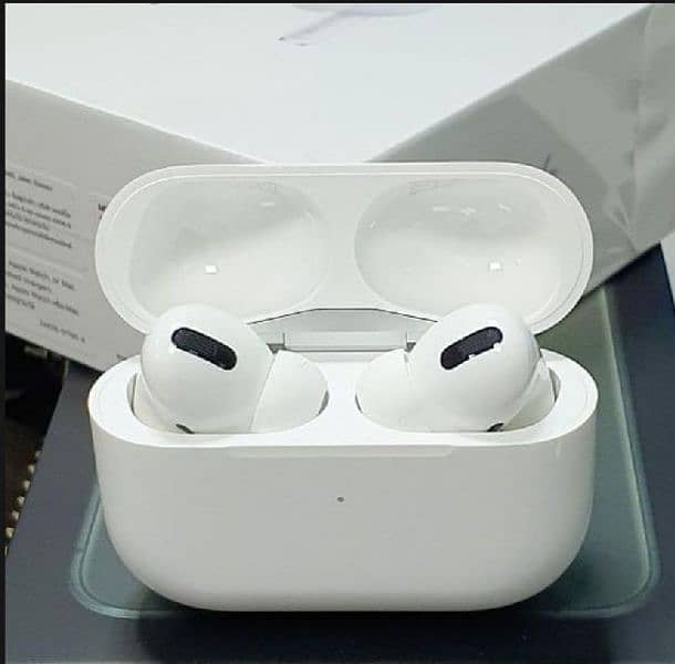 Air Pods/ Air buds 1