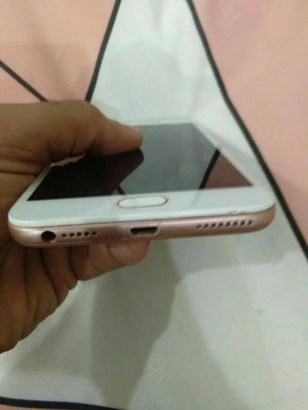 Oppo F1s 3