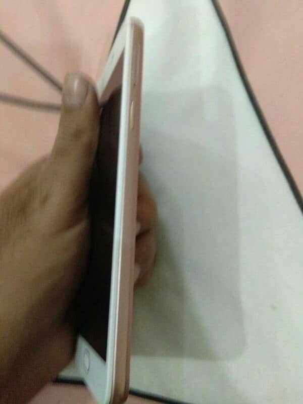 Oppo F1s 4