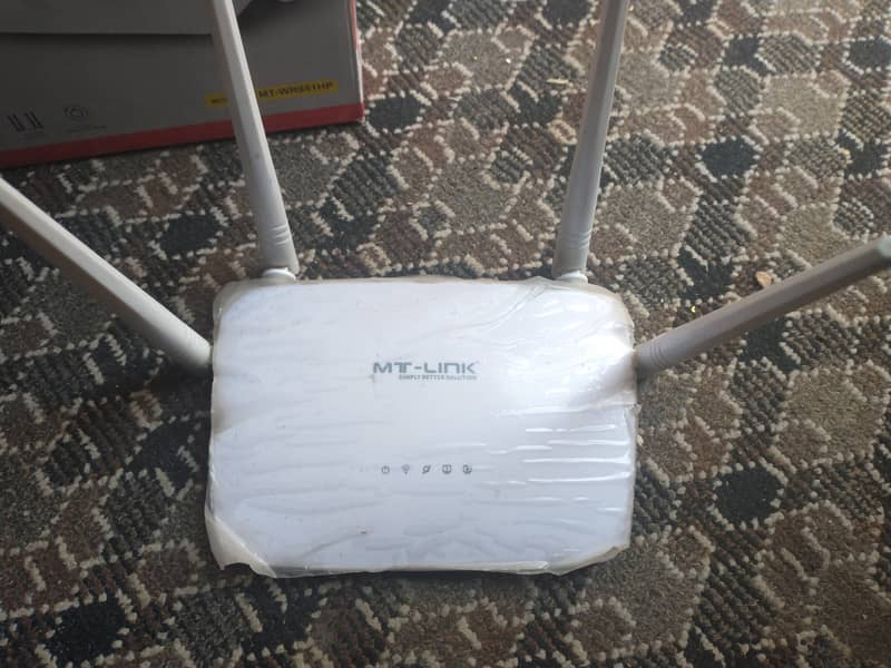 MT Link Router, 4 Antenna just like new 2