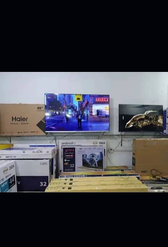 43 INCHESS SAMSUNG'S SMRT LED UHD TV 3 year warranty O32245O5586 0