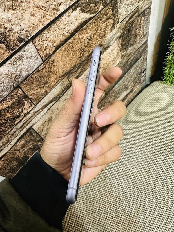 iphone 11 Non Pta 64 gb factory unlock. 4